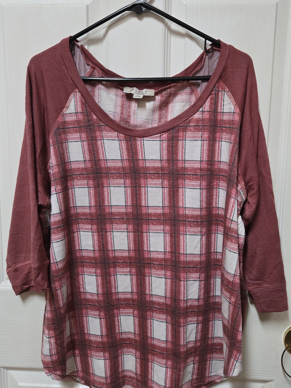 Red Plaid Raglan 3/4 Long Sleeve Top